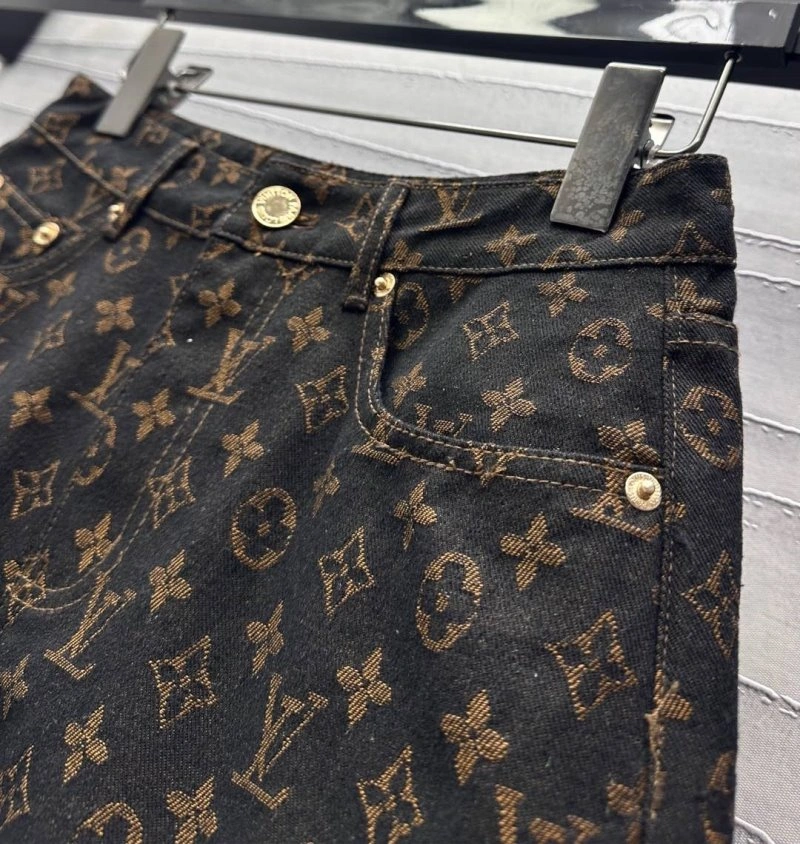 Louis Vuitton Short Pants Upgraded 130629