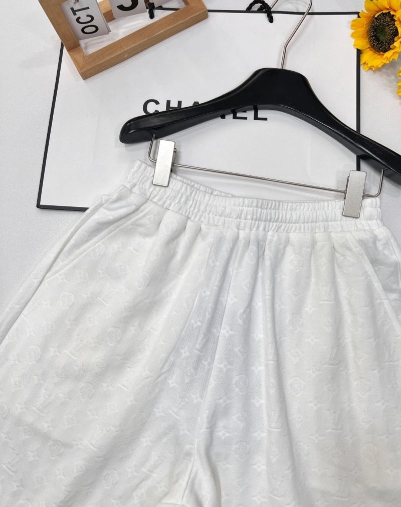Flexible Louis Vuitton Short Pants 130625