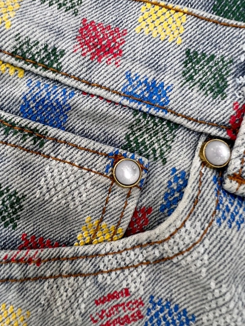 Bright Louis Vuitton Short Pants 130627