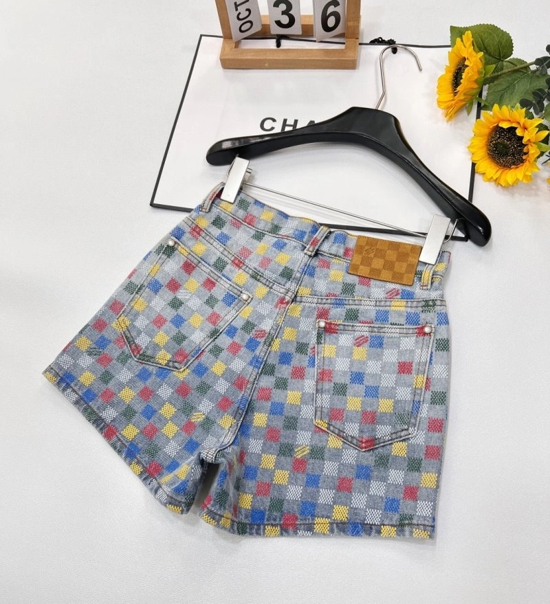 Bright Louis Vuitton Short Pants 130627