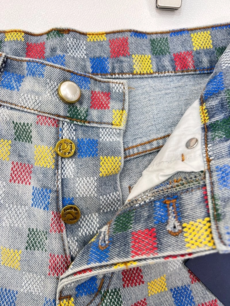 Bright Louis Vuitton Short Pants 130627