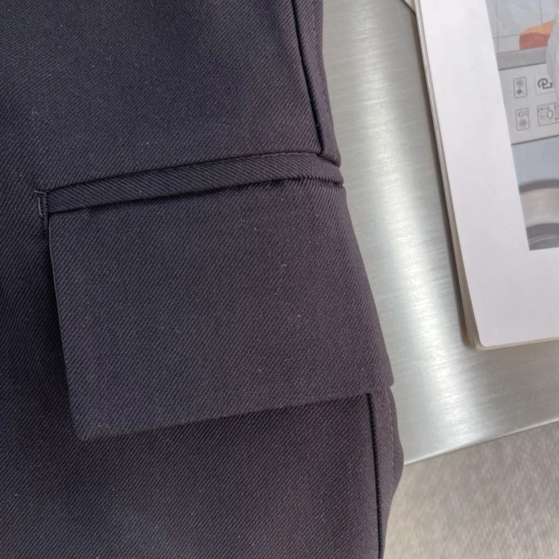 Louis Vuitton Short Pants Stylish 135786
