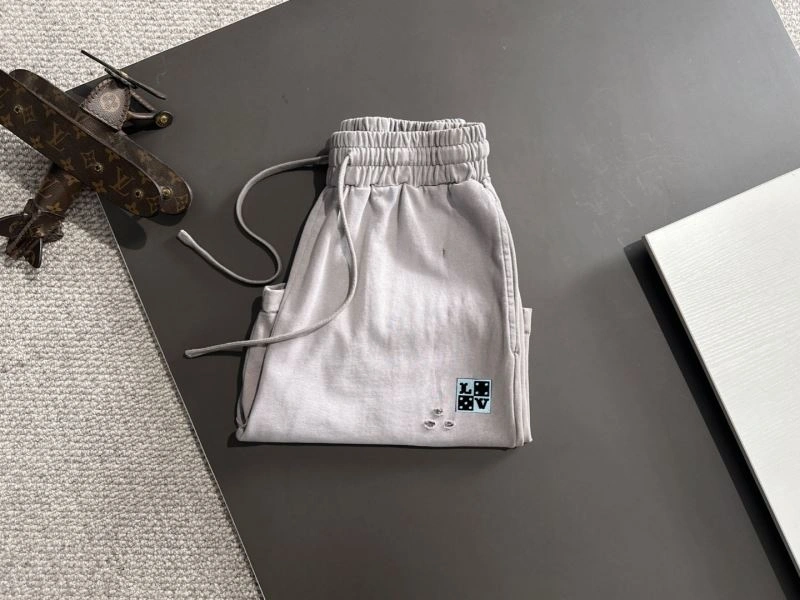 Louis Vuitton Short Pants AllSeason 135761