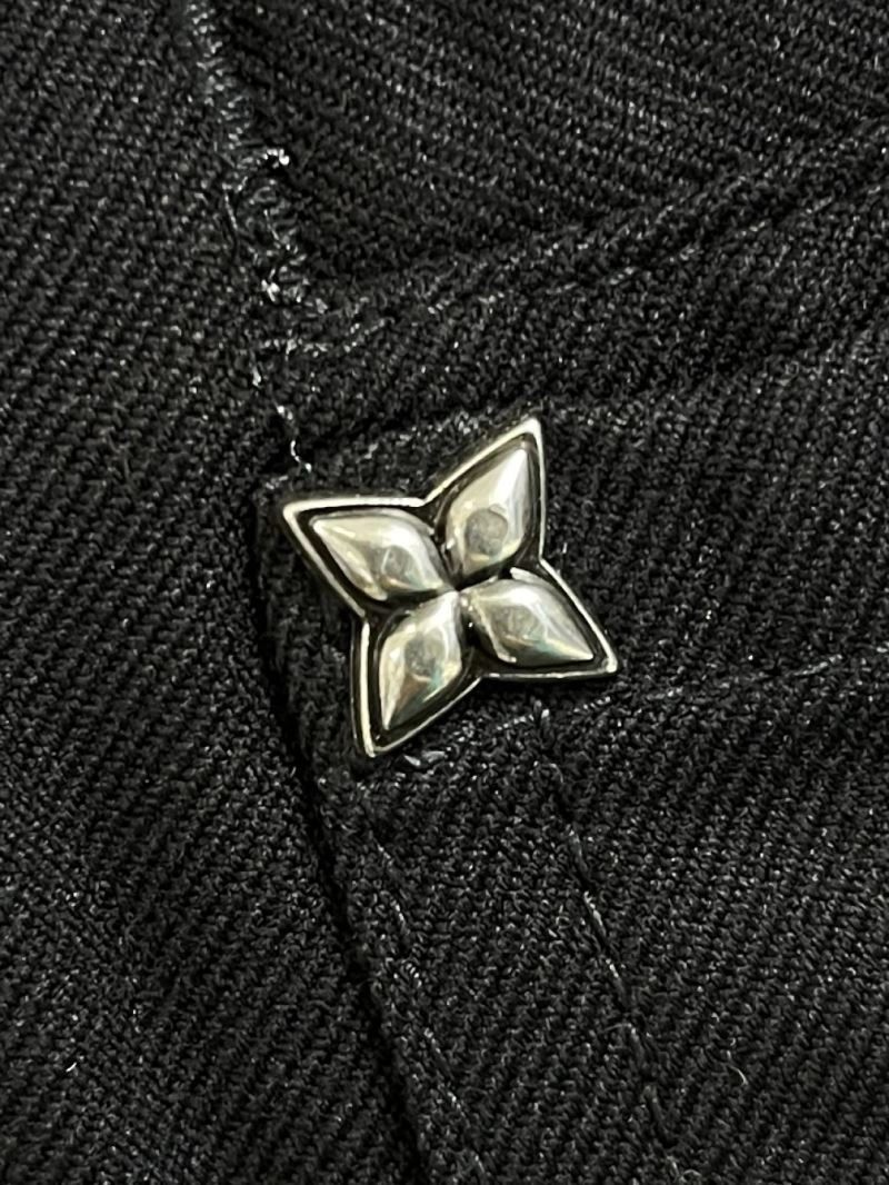 Bold Louis Vuitton Short Pants 135756