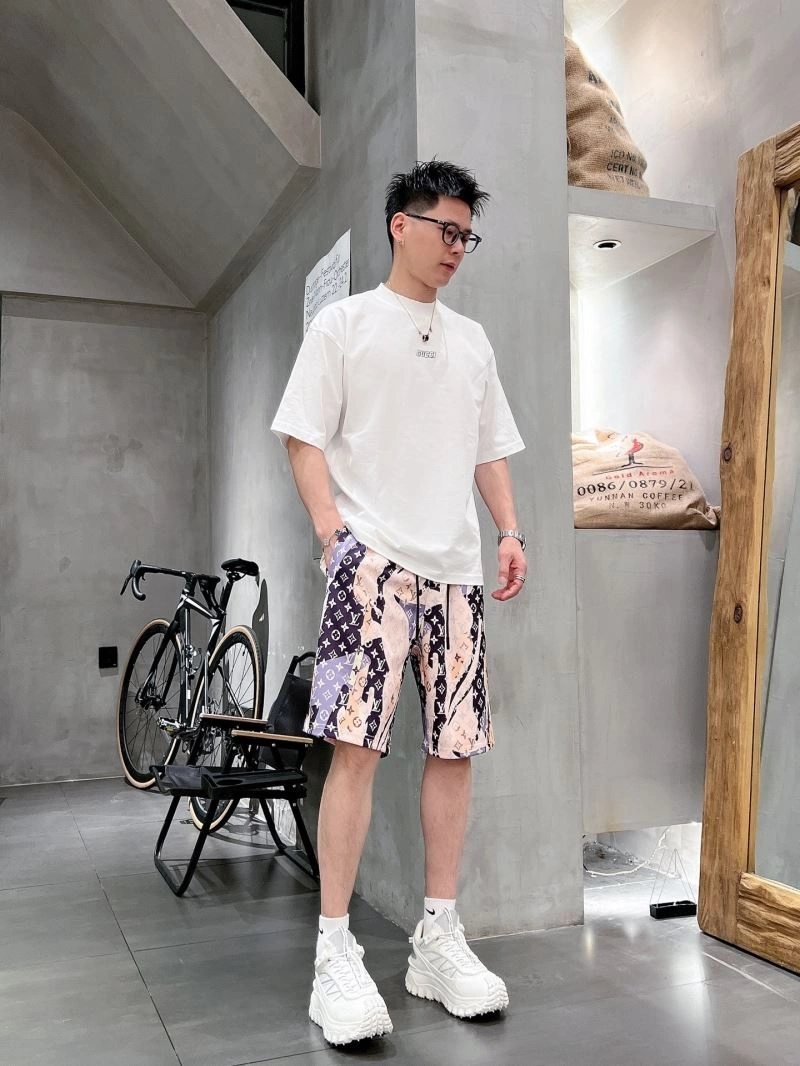 DailyWear Louis Vuitton Short Pants 135754