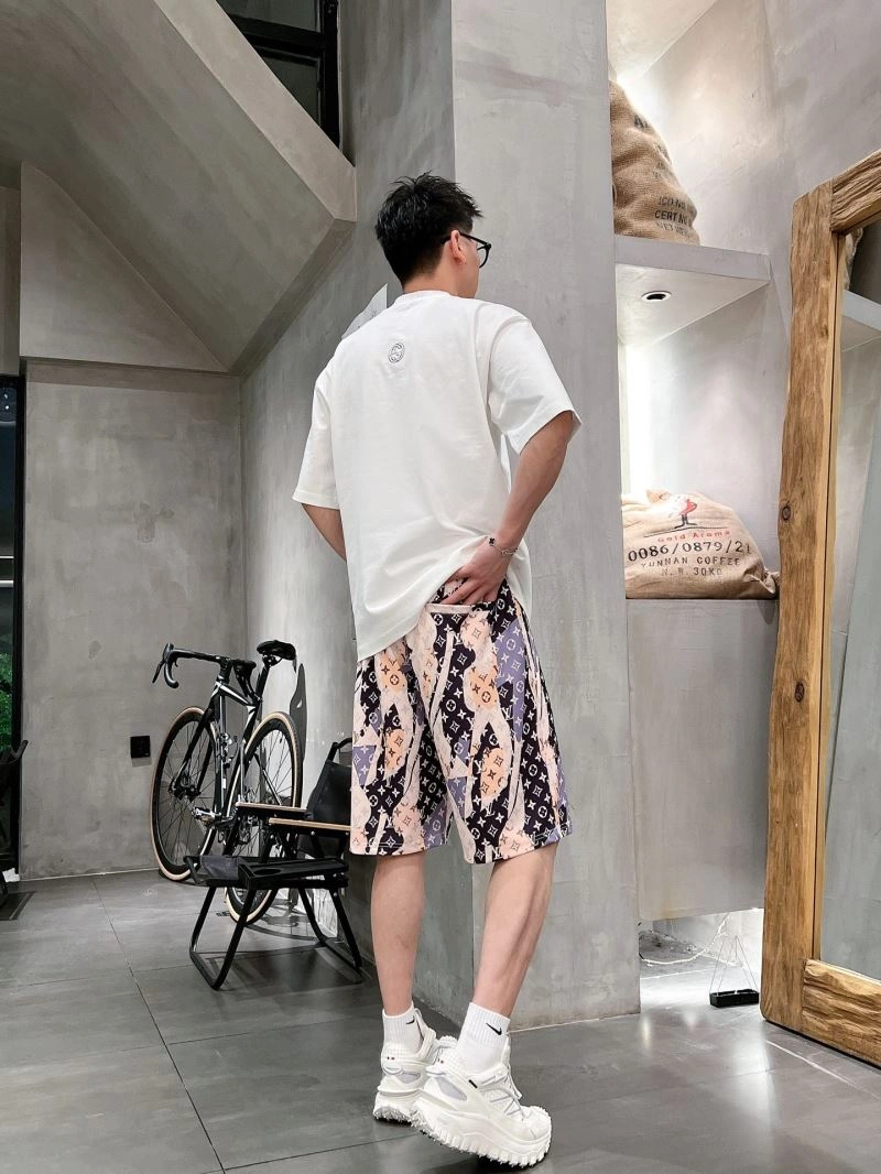 DailyWear Louis Vuitton Short Pants 135754