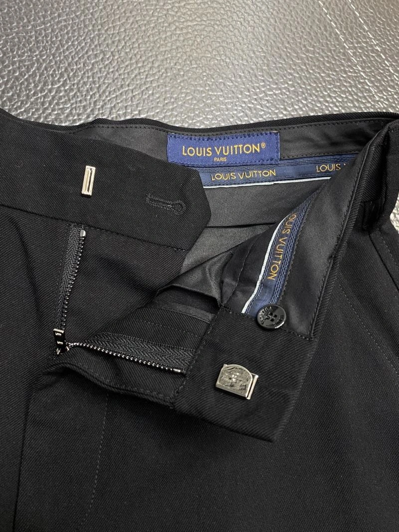 Louis Vuitton Short Pants Packable 135750