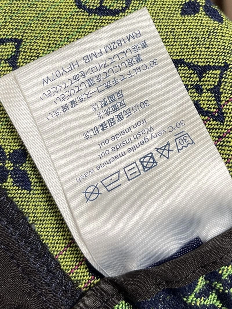 Louis Vuitton Short Pants Unisex 135735