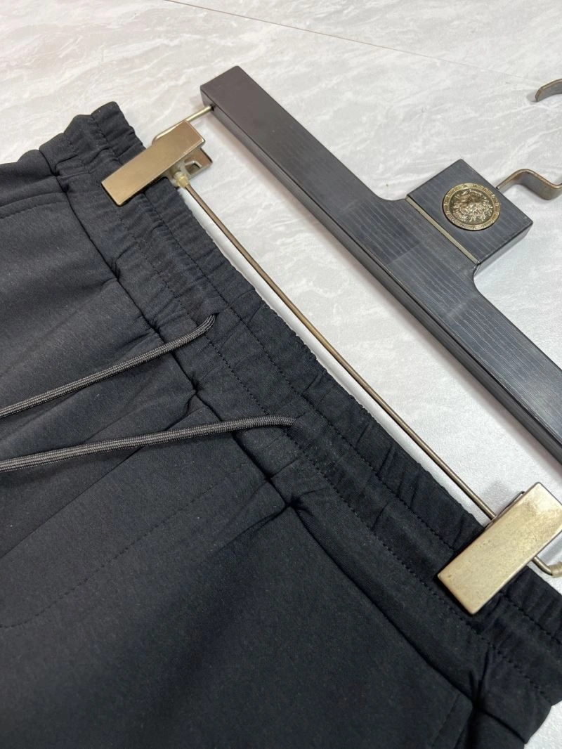 Louis Vuitton Short Pants OnTrend 134839