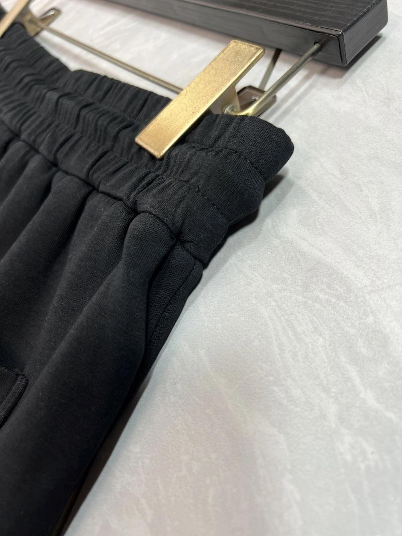 Louis Vuitton Short Pants OnTrend 134839