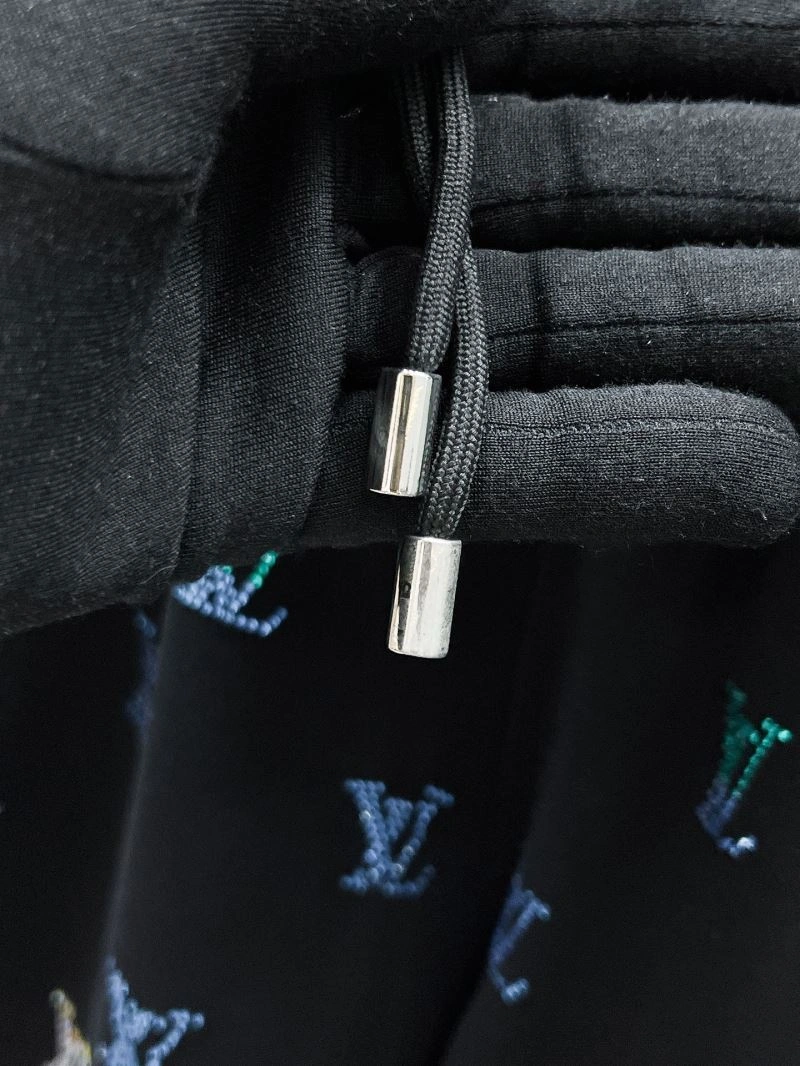 EyeCatching Louis Vuitton Short Pants 134834