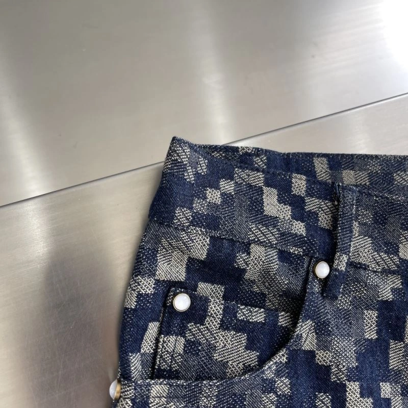 Louis Vuitton Short Pants Elegant 134827