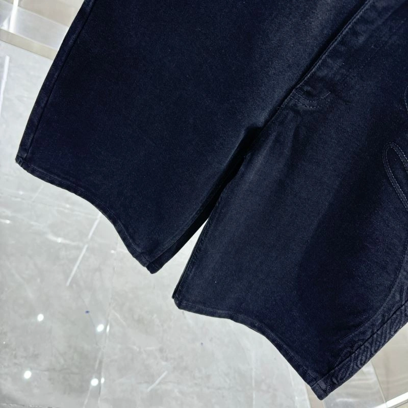 Unisex Louis Vuitton Short Pants 134830