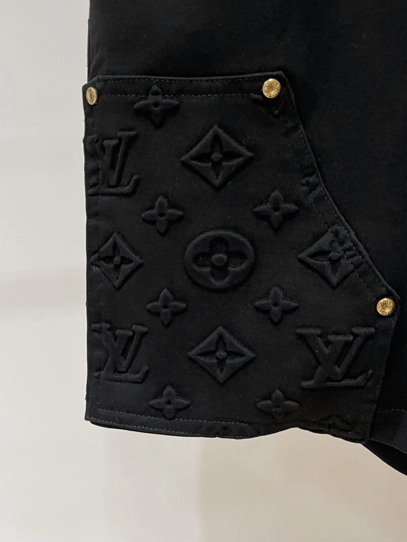 Flexible Louis Vuitton Short Pants 134800