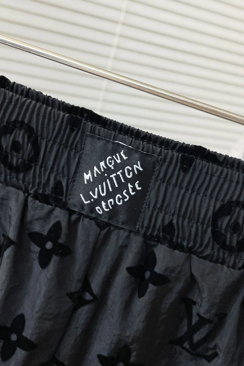 Affordable Louis Vuitton Short Pants 134804