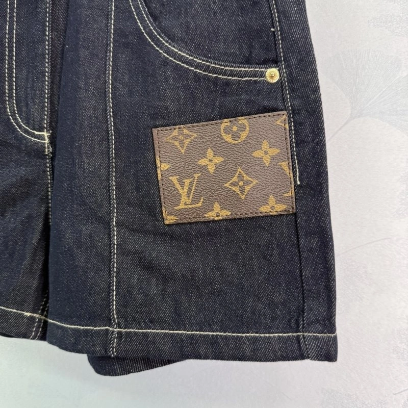 Louis Vuitton Short Pants Attractive 131383