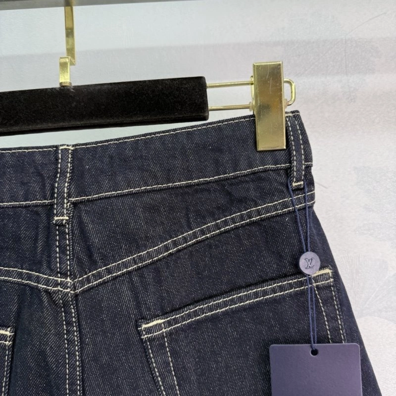 Louis Vuitton Short Pants Attractive 131383