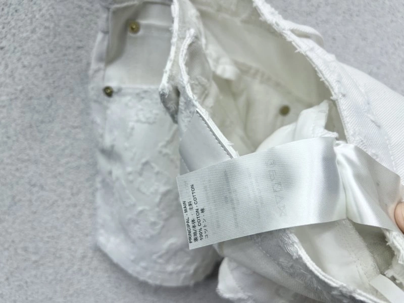 Sustainable Louis Vuitton Short Pants 131361