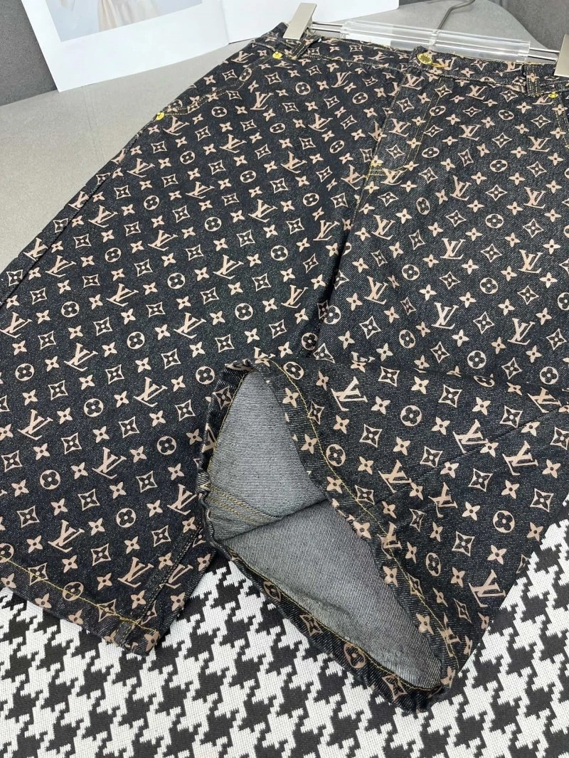 Louis Vuitton Short Pants FreshLook 131375