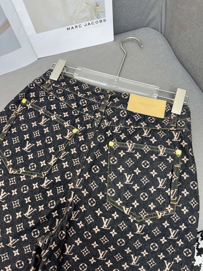 Louis Vuitton Short Pants FreshLook 131375