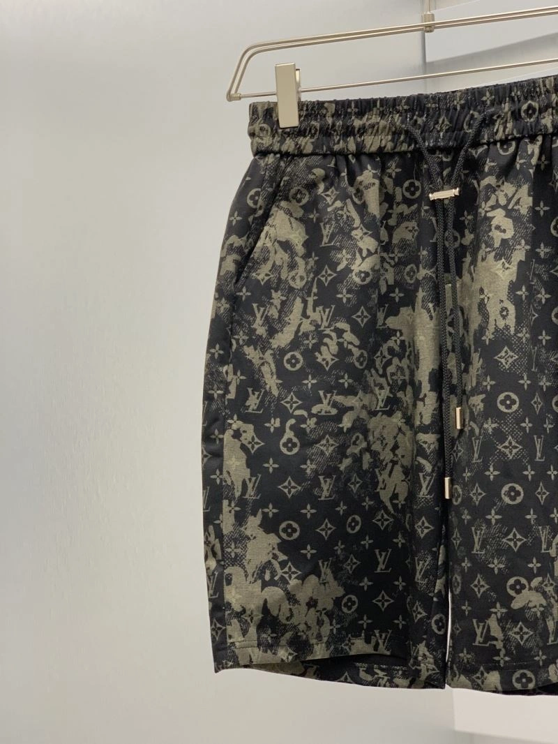 Neat Louis Vuitton Short Pants 133717