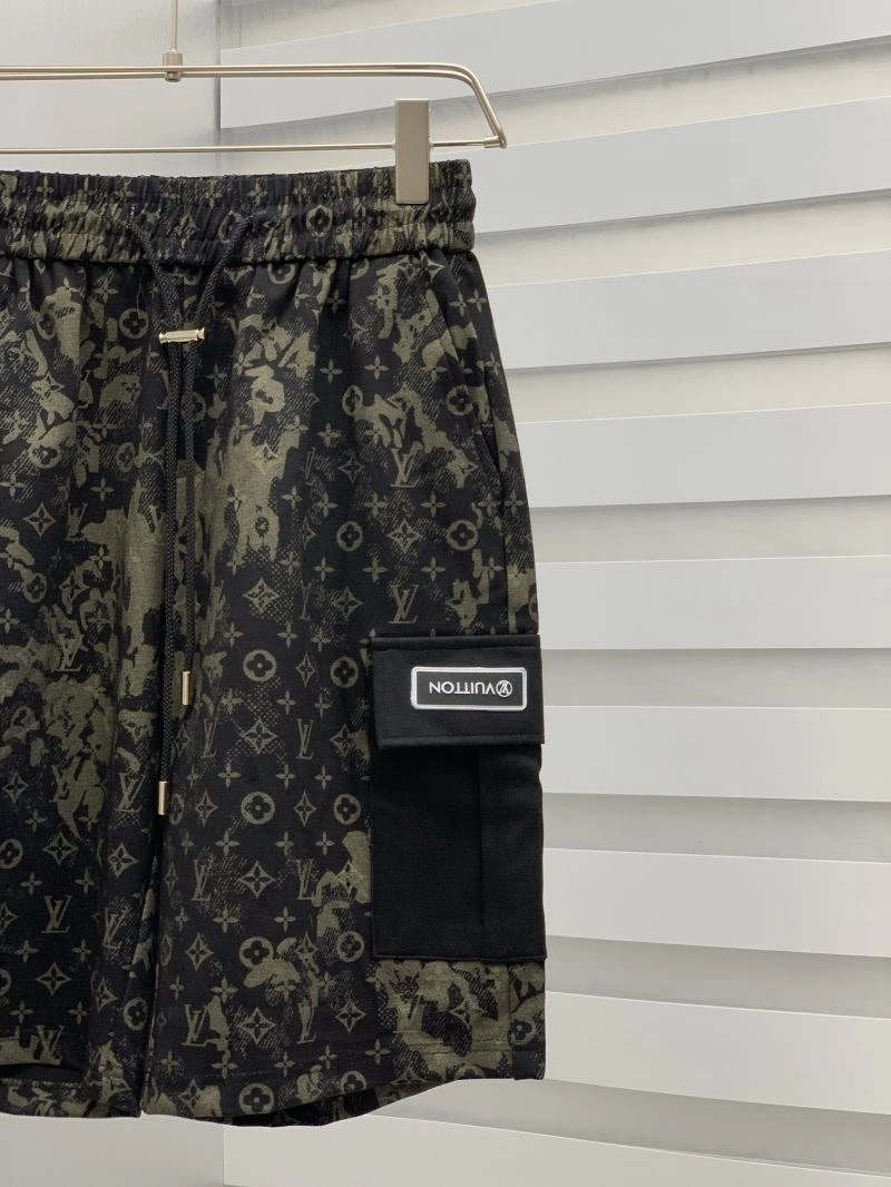 Neat Louis Vuitton Short Pants 133717