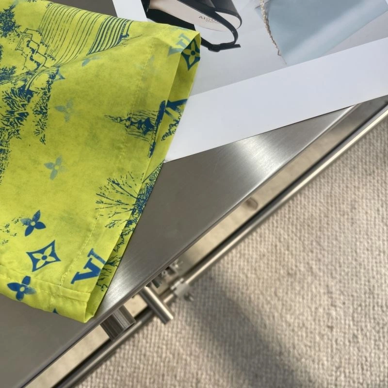 UrbanChic Louis Vuitton Short Pants 133688