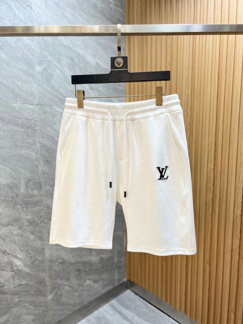 Louis Vuitton Short Pants Sporty 133702