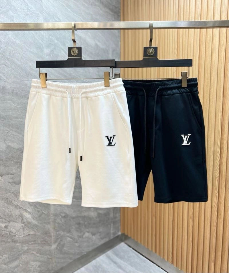 Louis Vuitton Short Pants Sporty 133702