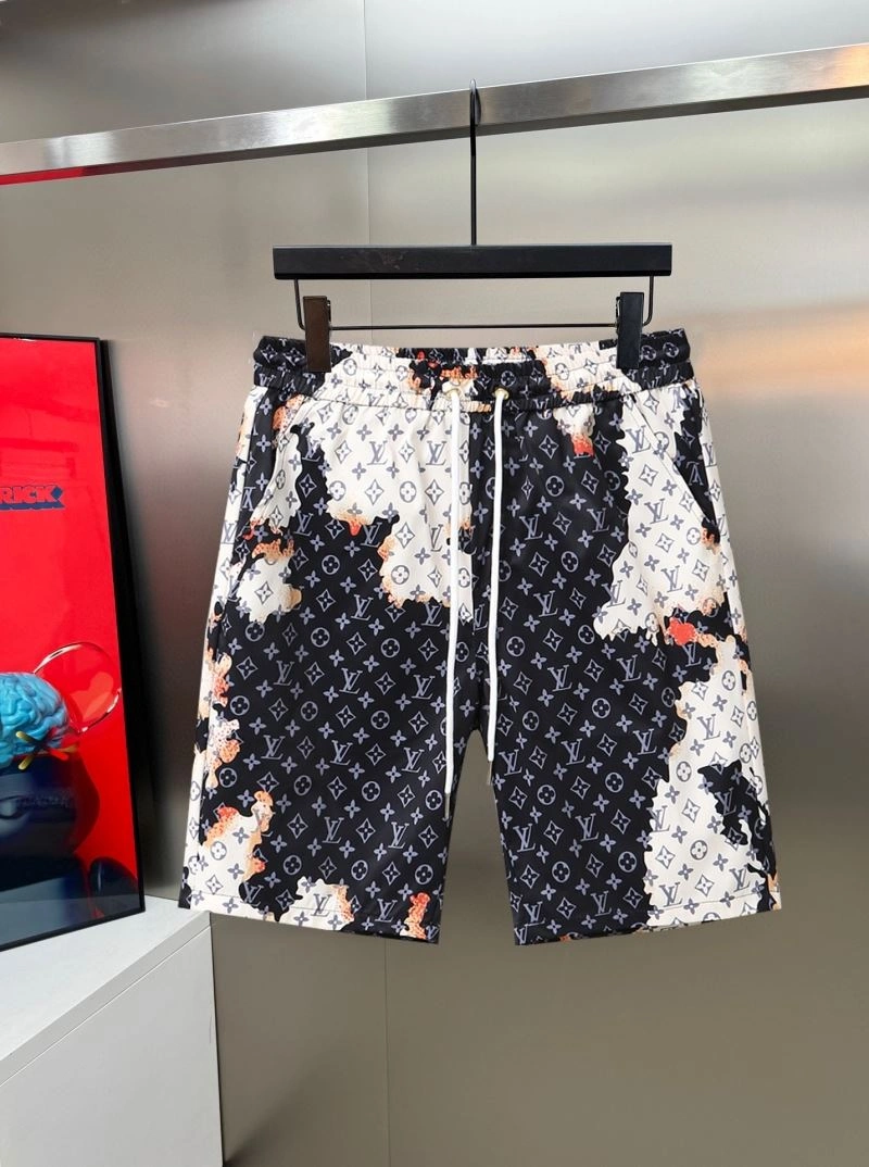 Contemporary Louis Vuitton Short Pants 133709