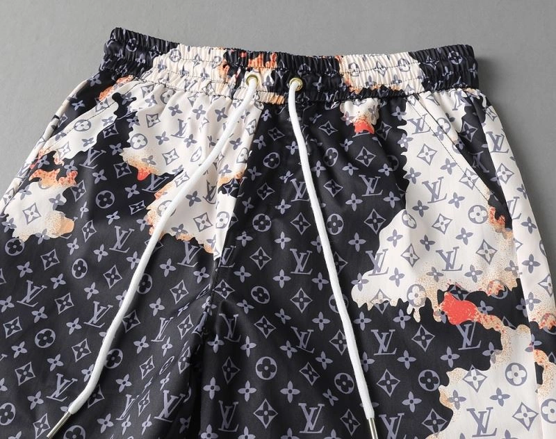 Contemporary Louis Vuitton Short Pants 133709