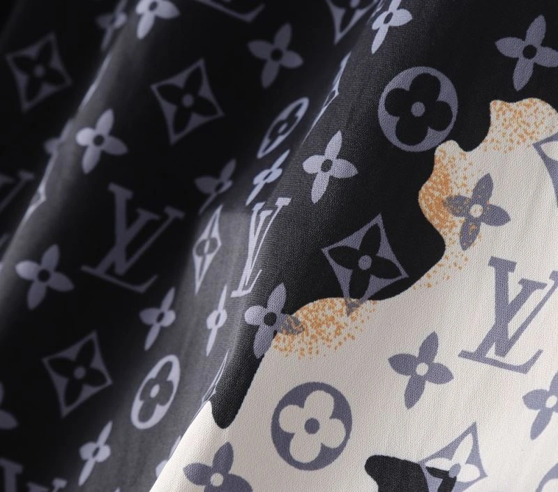 Contemporary Louis Vuitton Short Pants 133709