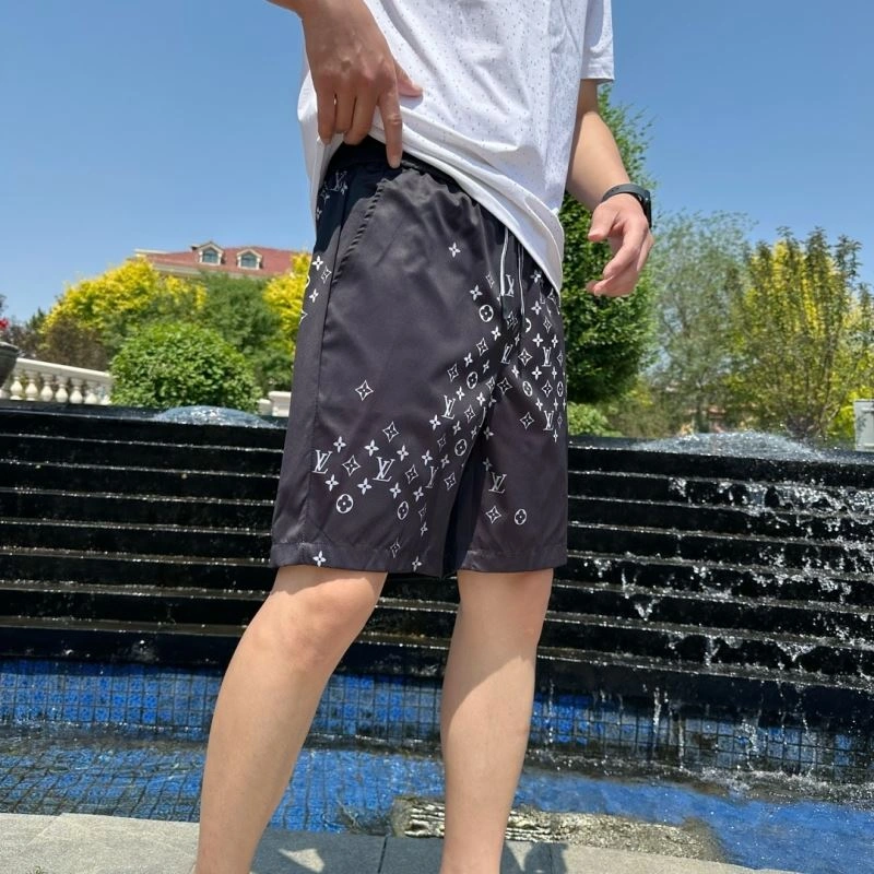 Louis Vuitton Short Pants Breathable 133710