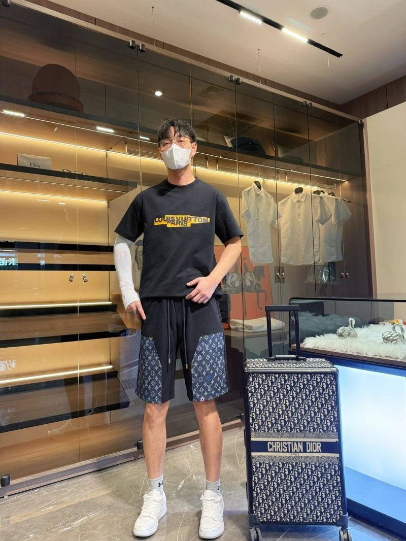 Louis Vuitton Short Pants Effortless 133692