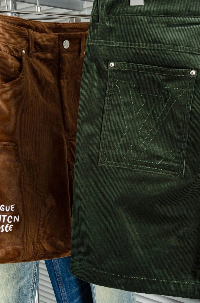 Louis Vuitton Short Pants EasyMatch 133691