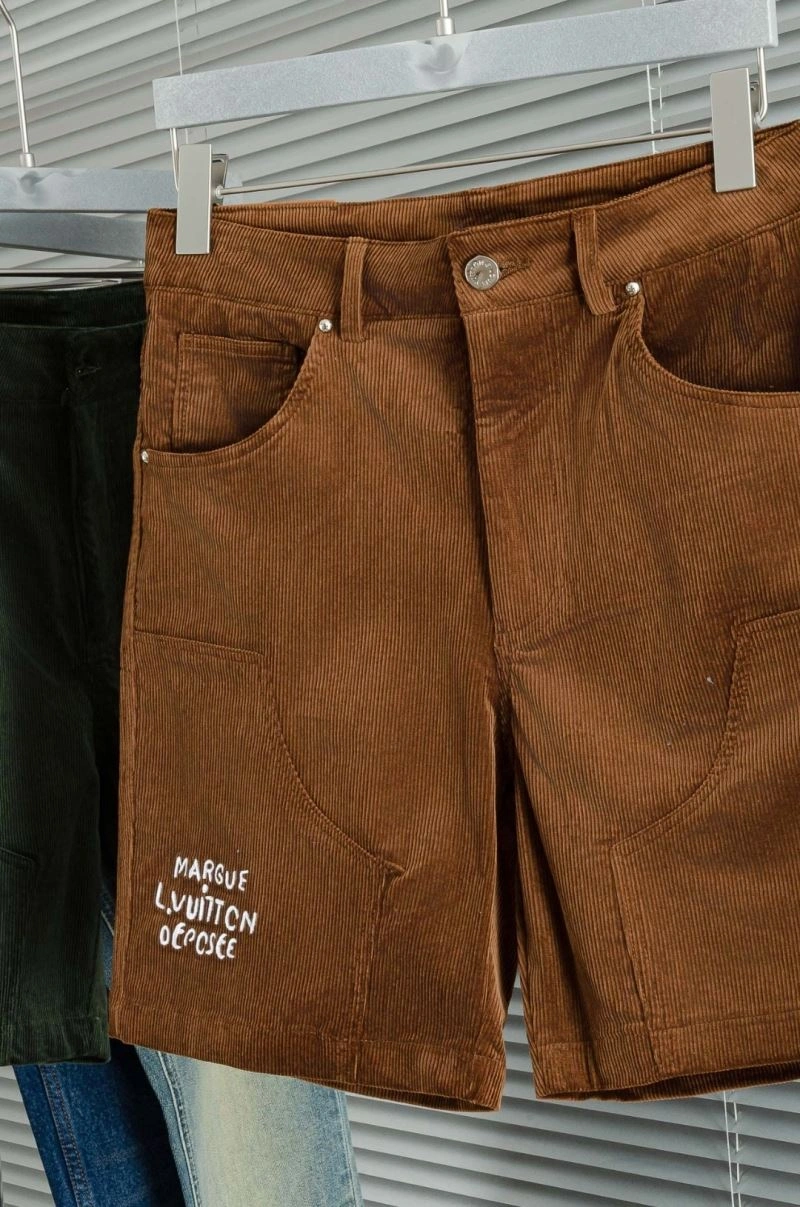 Louis Vuitton Short Pants ComfortFit 133705