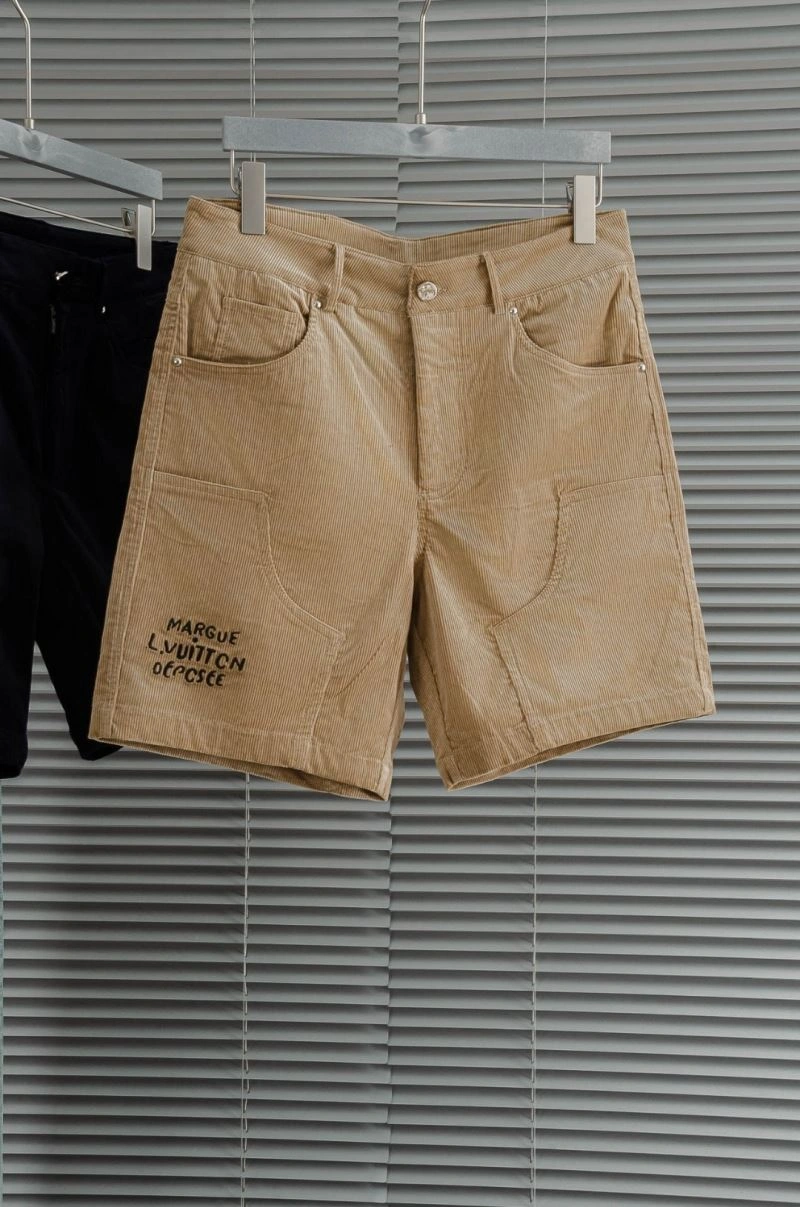 Breathable Louis Vuitton Short Pants 133706