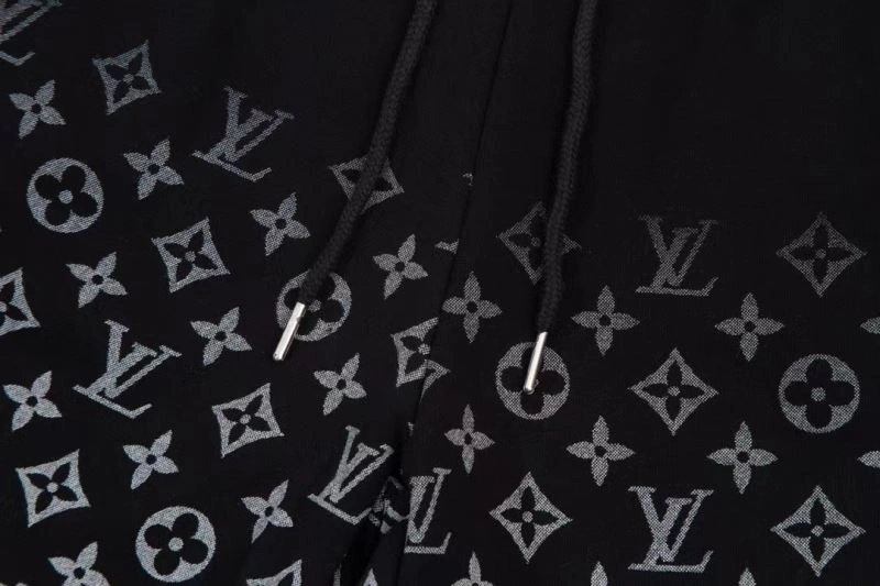 Resilient Louis Vuitton Short Pants 133684