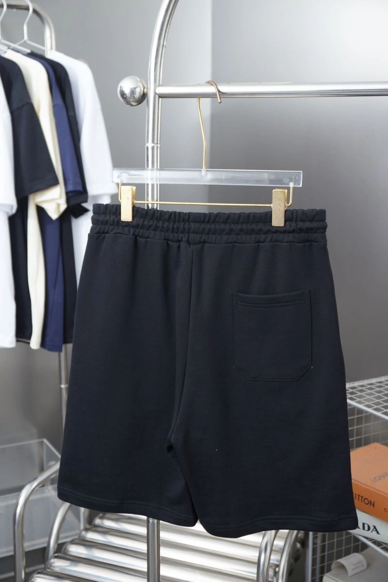 Seasonal Louis Vuitton Short Pants 133682
