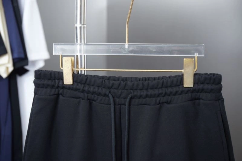 Seasonal Louis Vuitton Short Pants 133682
