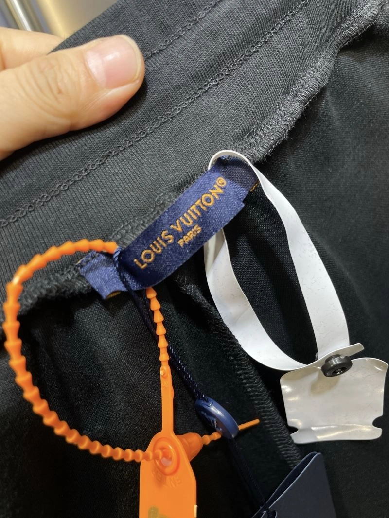 Louis Vuitton Short Pants Cozy 133680