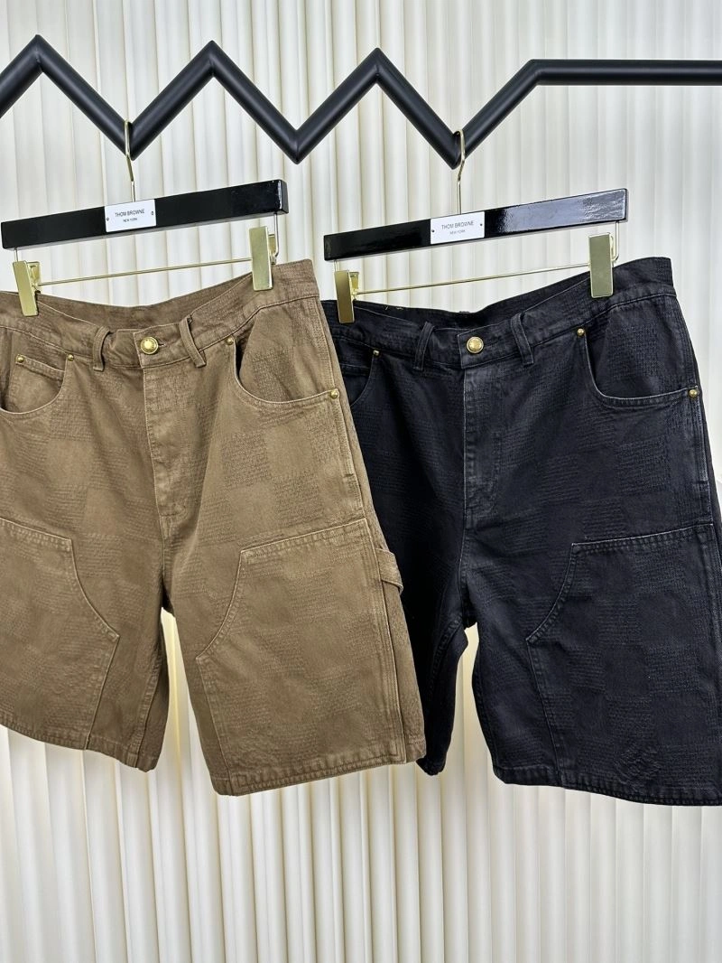 Contemporary Louis Vuitton Short Pants 132816