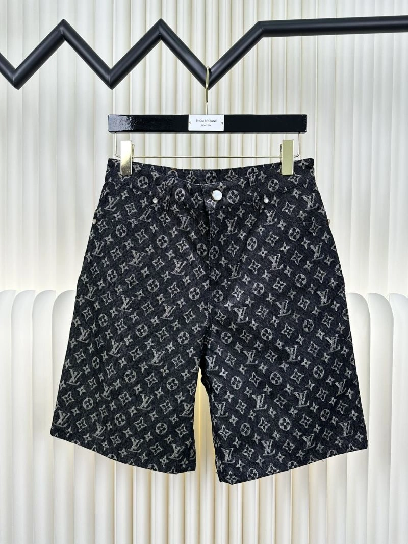 Sporty Louis Vuitton Short Pants 132757