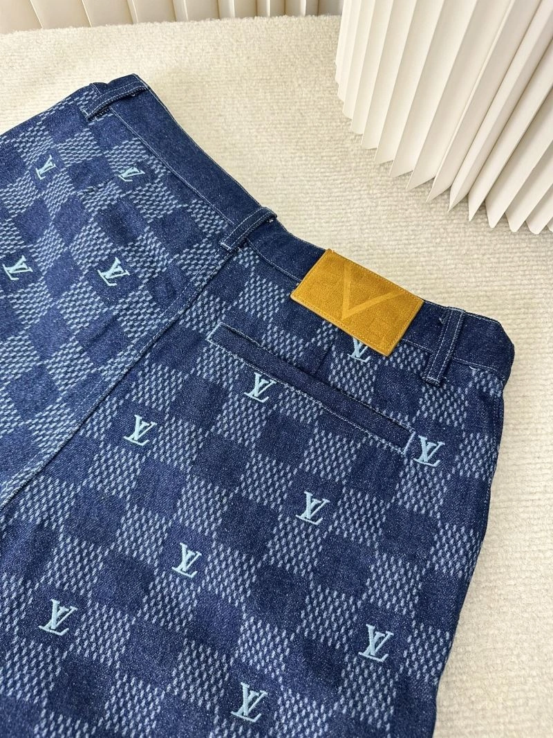 Tailored Louis Vuitton Short Pants 132775