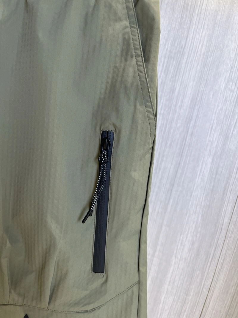GoodFit Louis Vuitton Short Pants 132756