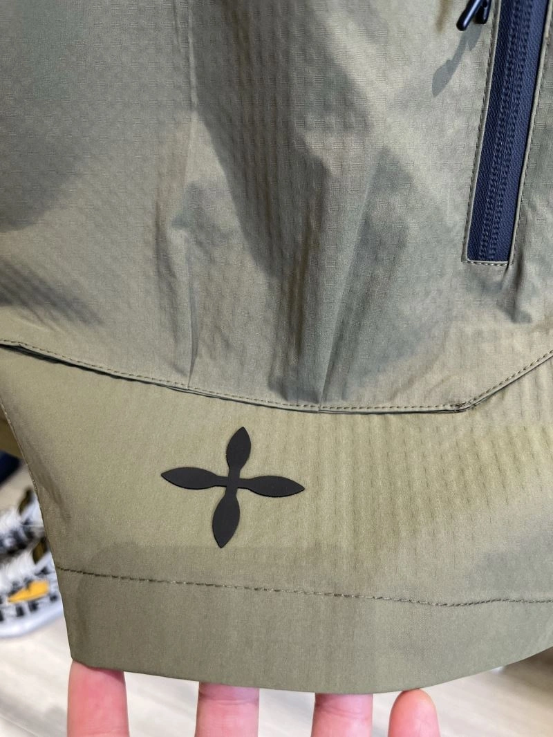GoodFit Louis Vuitton Short Pants 132756