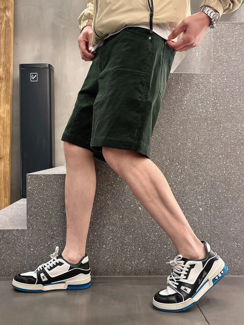 Breathable Louis Vuitton Short Pants 132736