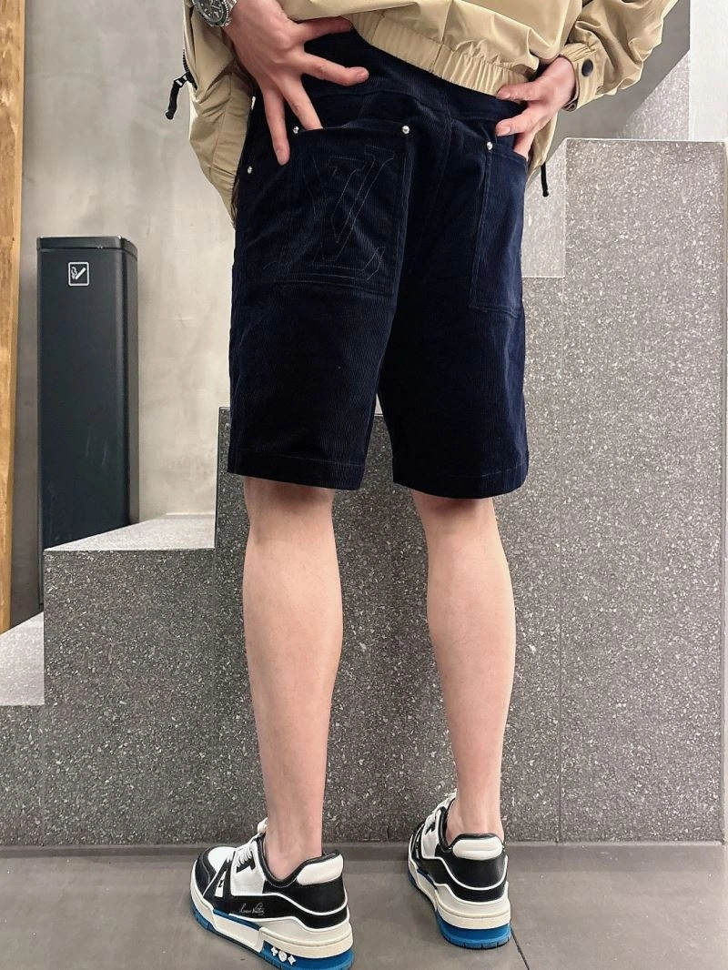 Louis Vuitton Short Pants Lightweight 132735