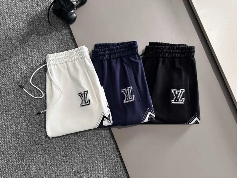 Louis Vuitton Short Pants Functional 132730