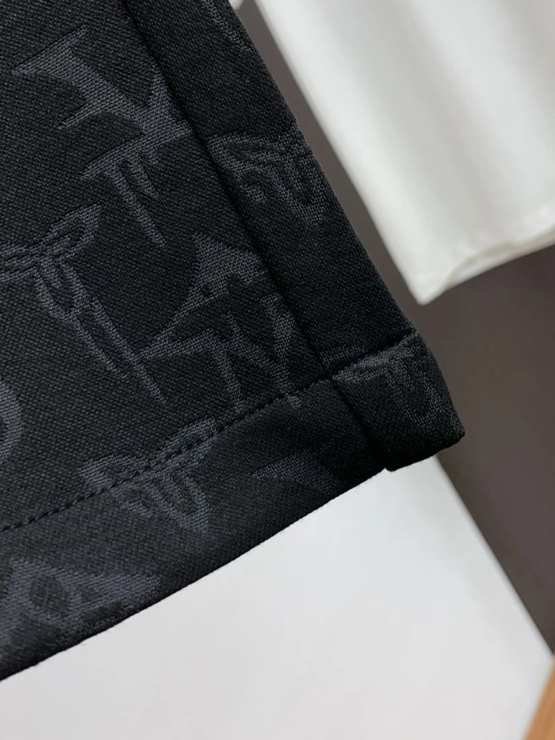 Breathable Louis Vuitton Short Pants 132721